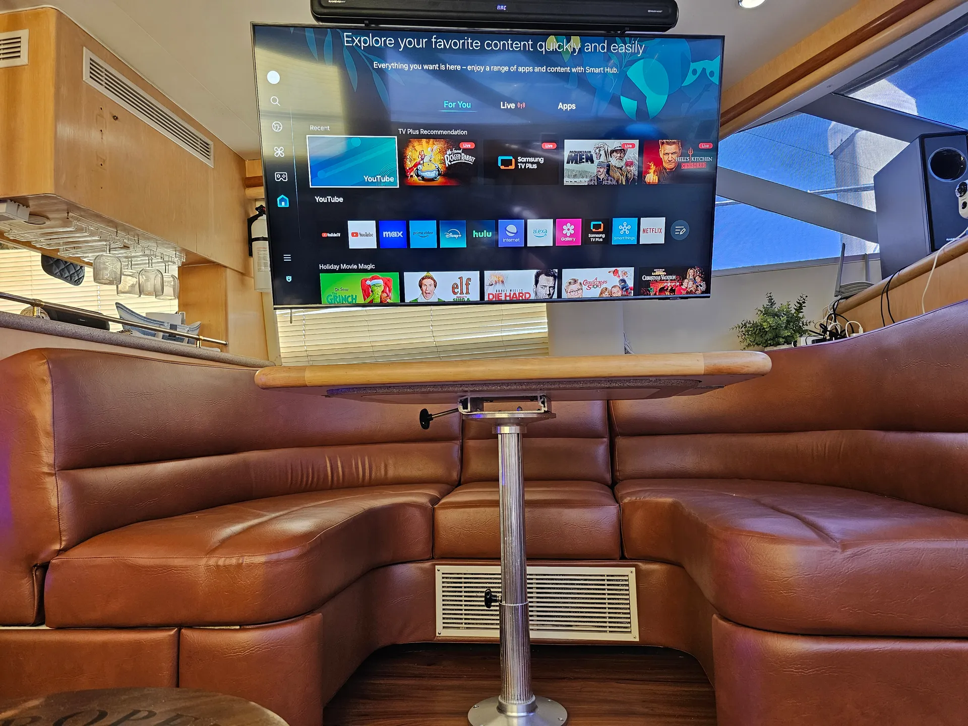 Good Girl - 50' Carver Cockpit Motoryacht