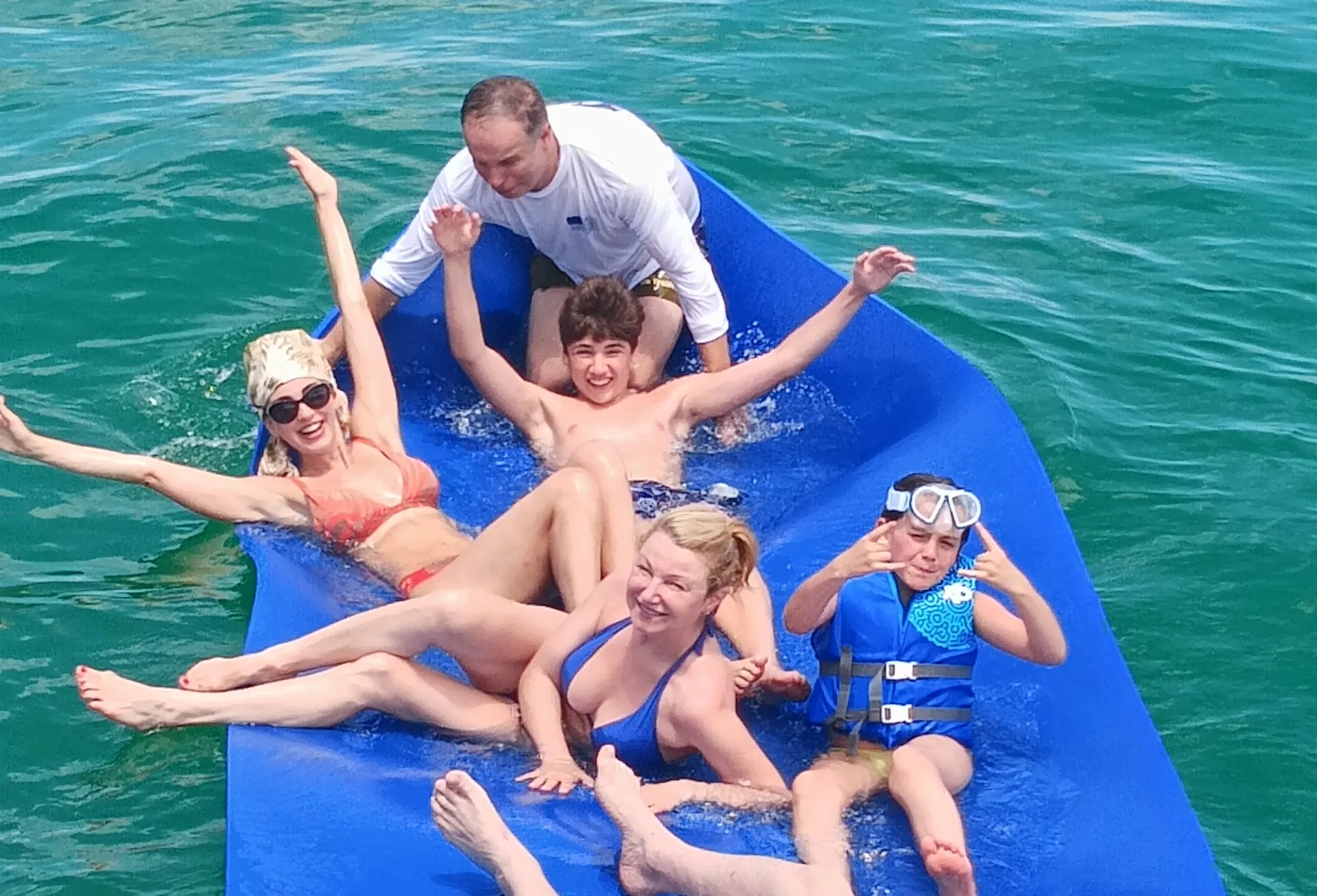 Good Girl - 50' Carver Cockpit Motoryacht