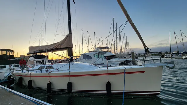 Rent a BENETEAU USA cruiser racer in Oakland, CA near me