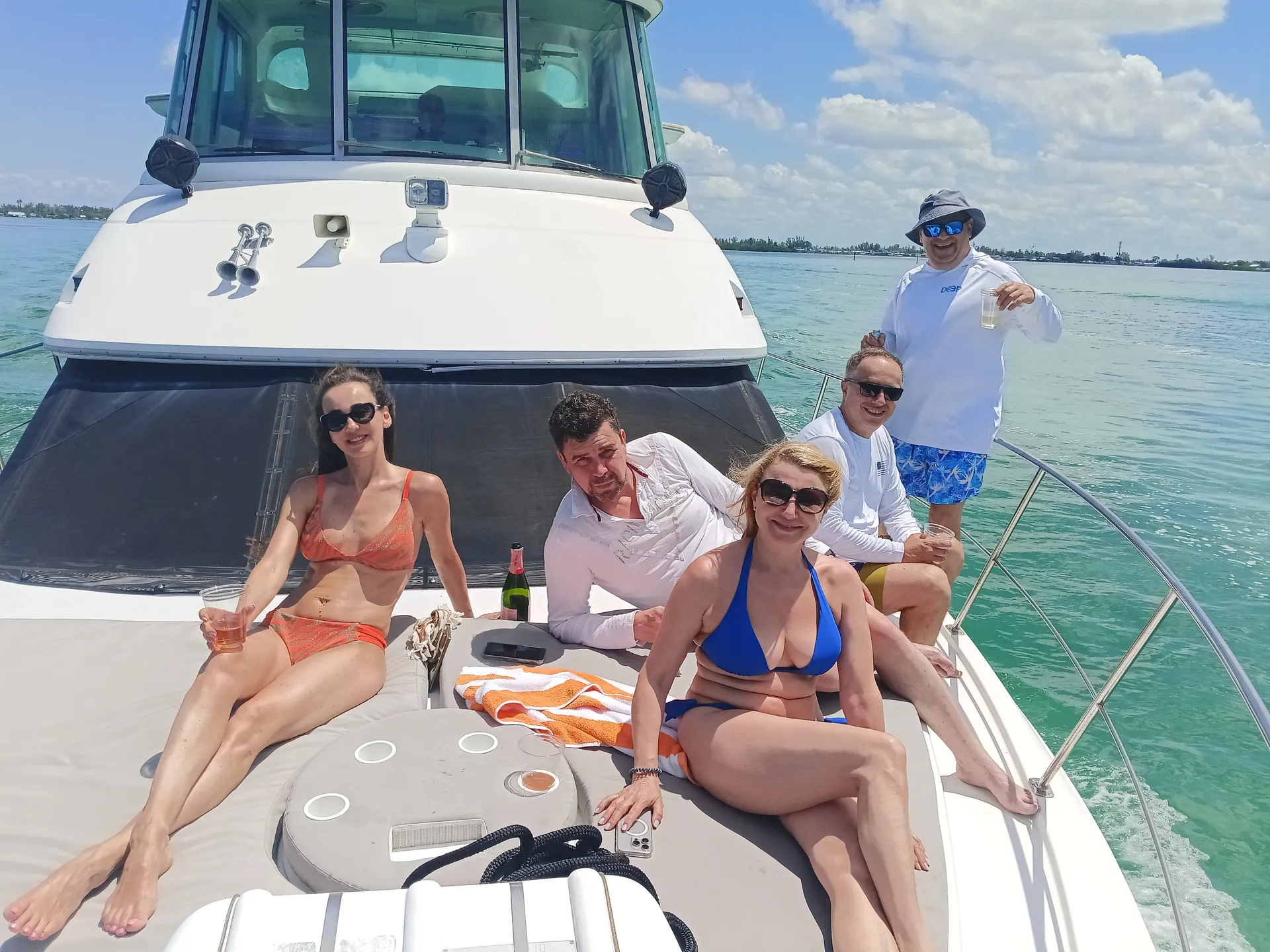 Good Girl - 50' Carver Cockpit Motoryacht