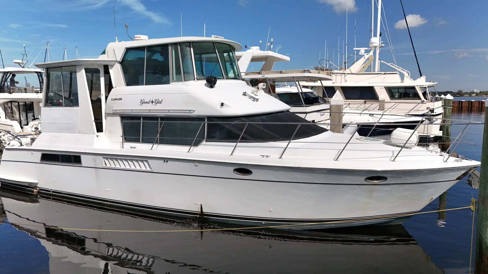 Good Girl - 50' Carver Cockpit Motoryacht