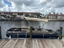 2024 Sun Tracker Fishing Barge - Rental boat photo