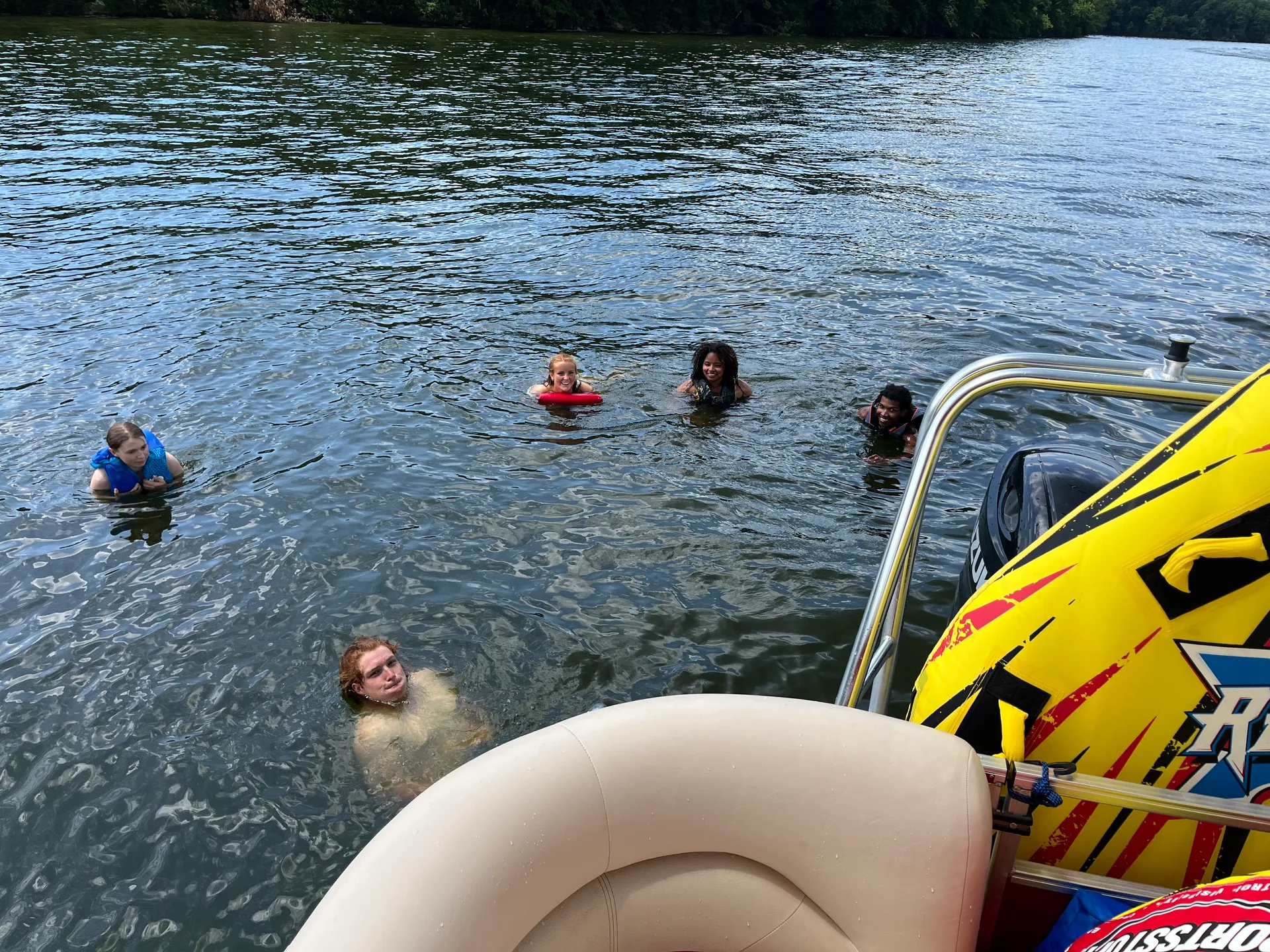 ***Captained 27ft Tritoon*** “Hydrotherapy”