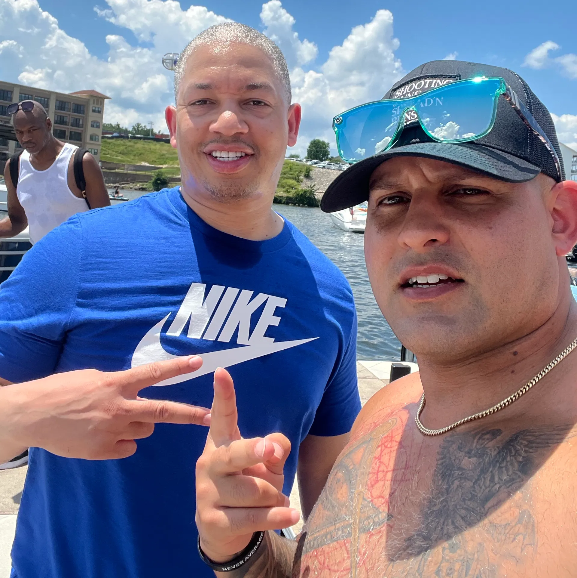 ***Captained 27ft Tritoon*** “Hydrotherapy”