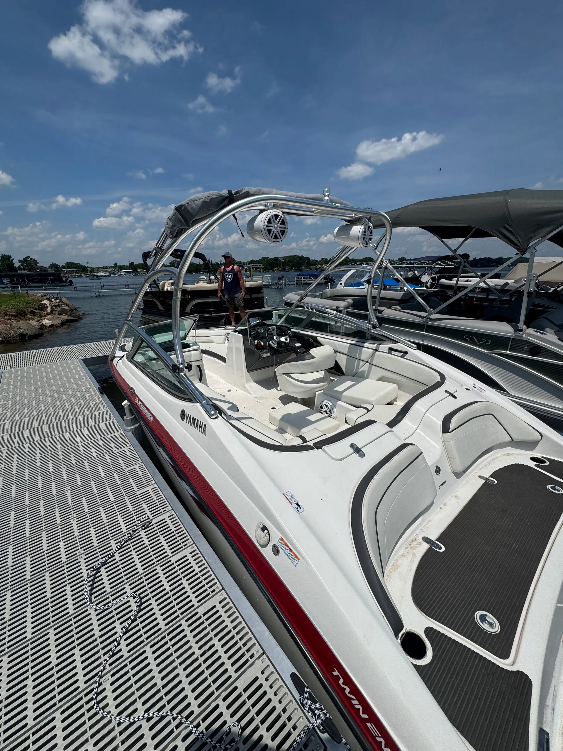 YAMAHA AR210  in Whitmore Lake, MI — photo 3