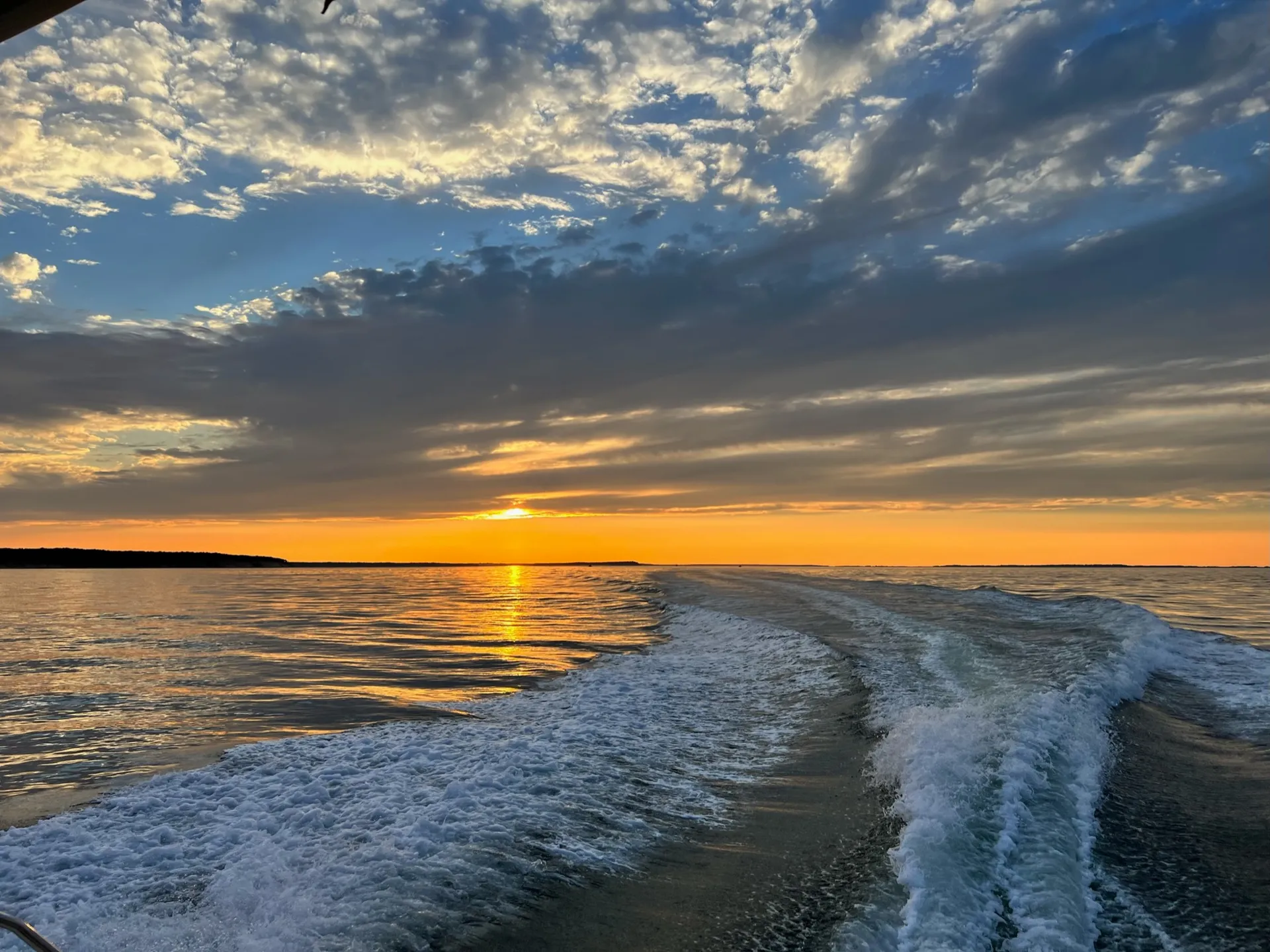 2023 Chaparral 26 Surf