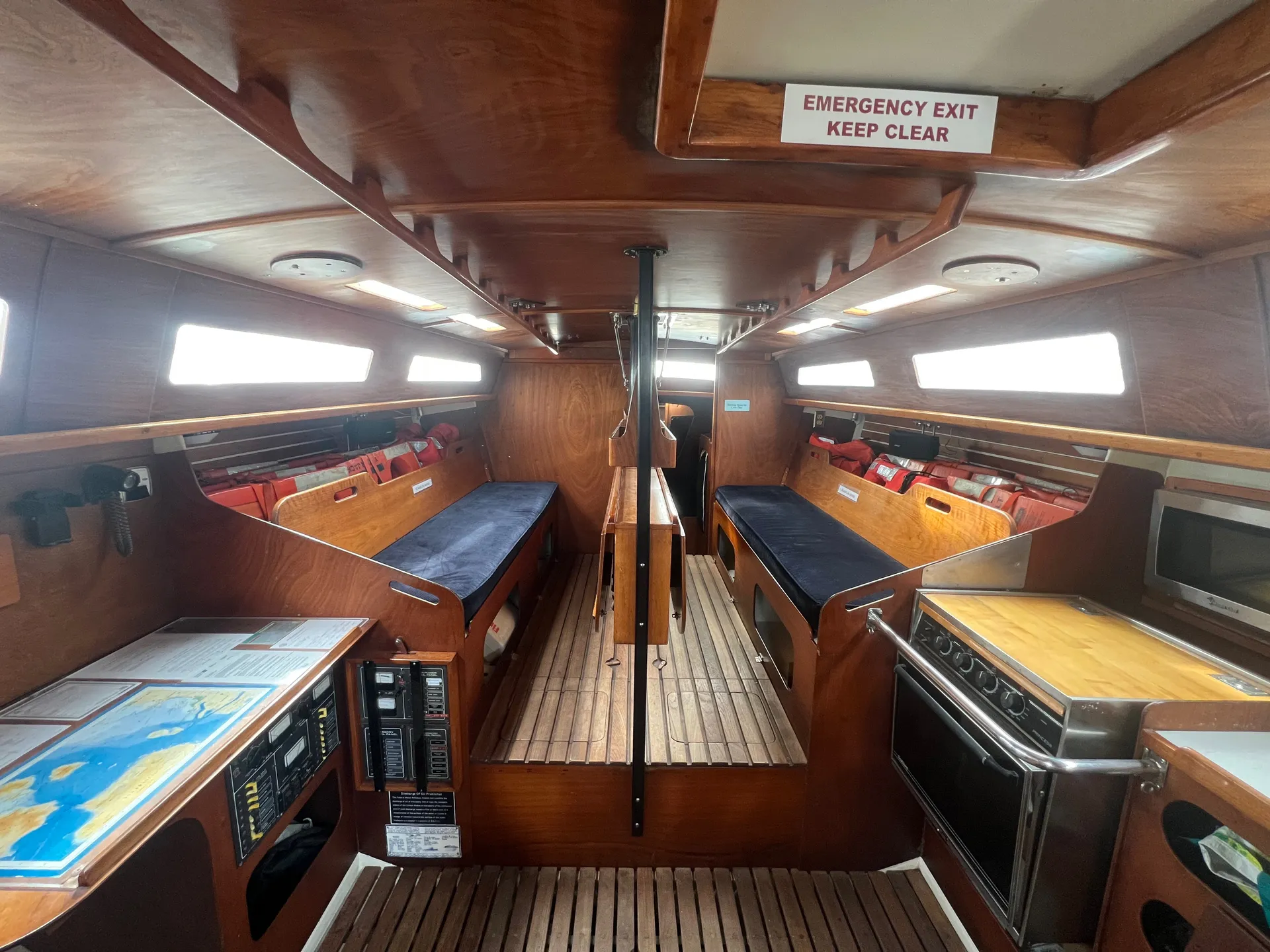 Up to 10 pax - Sail Yukon Jack