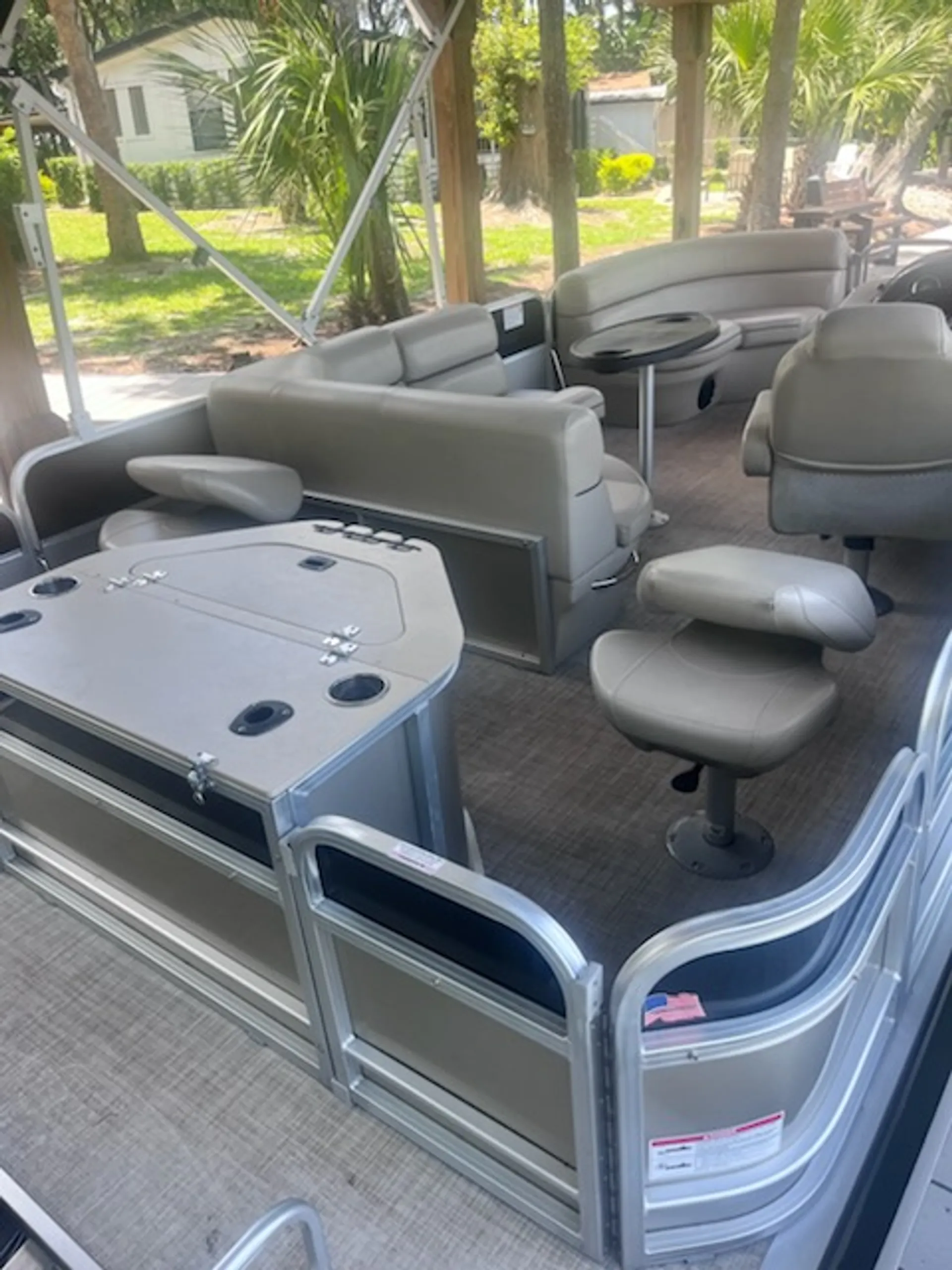 Pontoon FUN in Downtown Tavares on the Harris Chain of Lakes