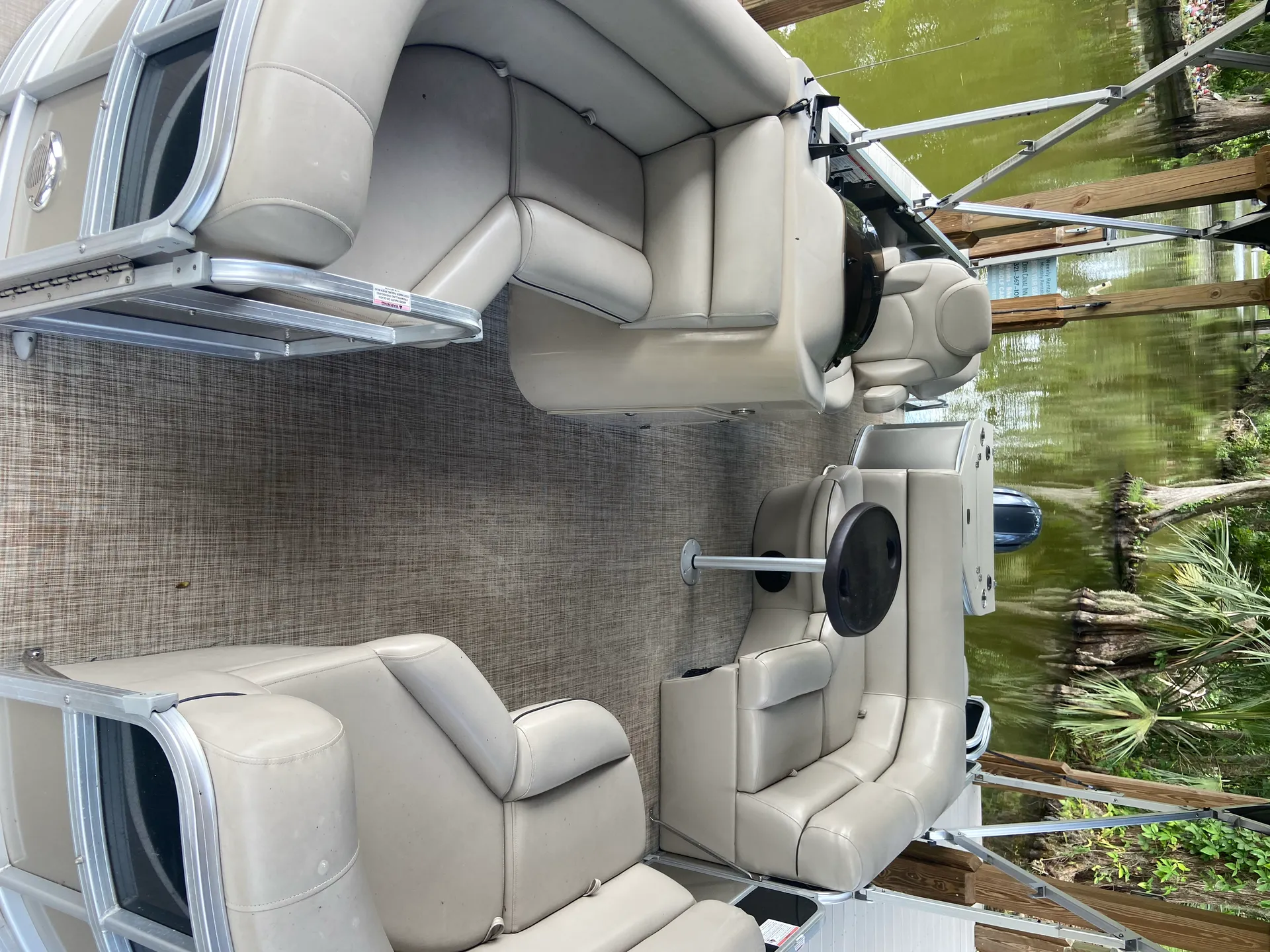 Pontoon FUN in Downtown Tavares on the Harris Chain of Lakes