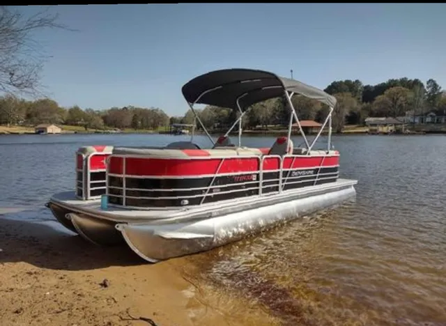 Rent a BERKSHIRE PONTOONS pontoon in Flint, TX near me