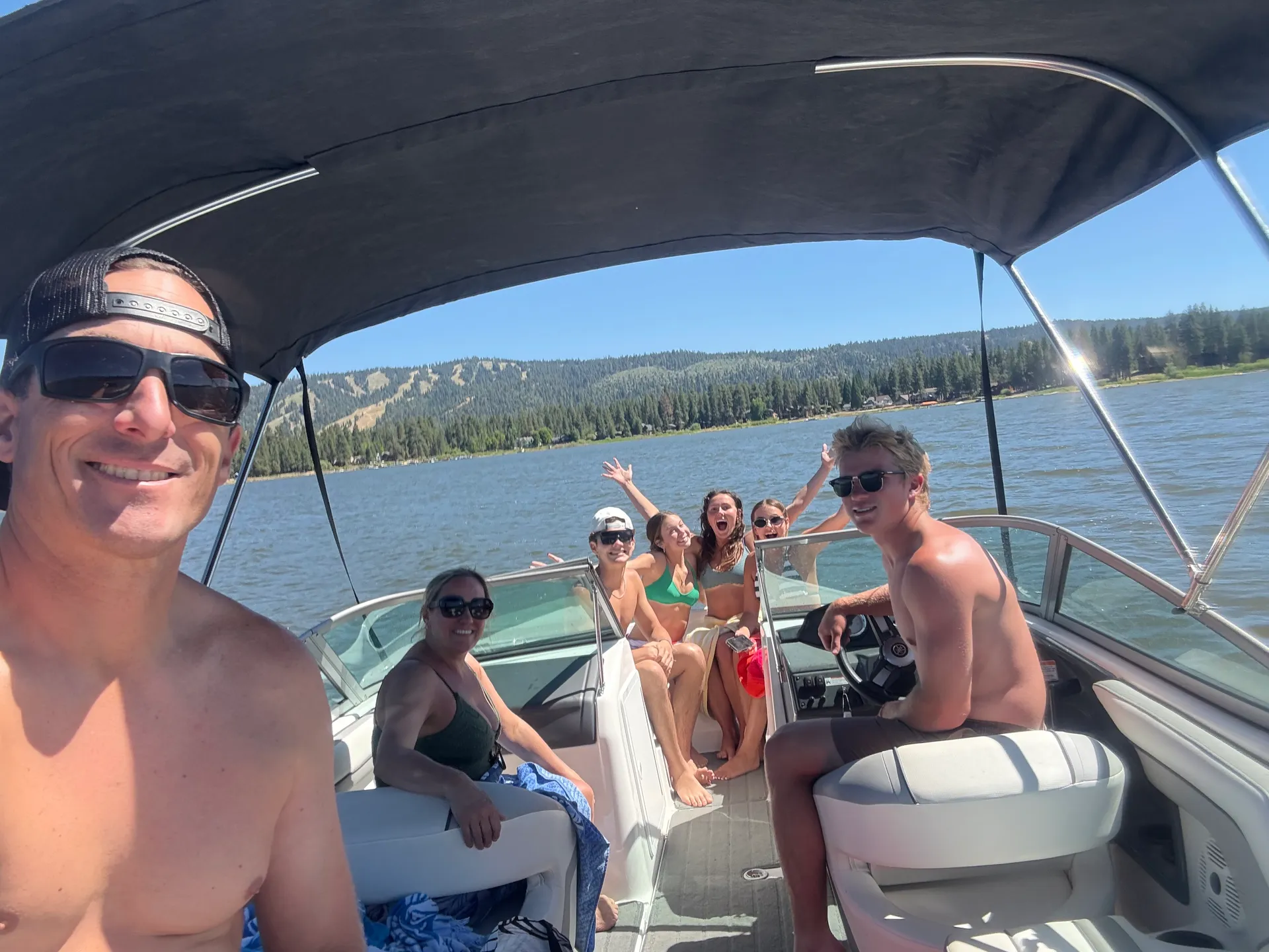 Affordable Adventure: Yamaha Jet Boat w/ Free Tube &amp; Lily Pad