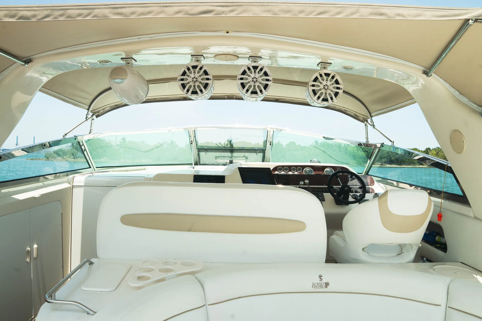 💥2 FREE JETSKI ! 💥50 ft yatch Include Floating mat💥