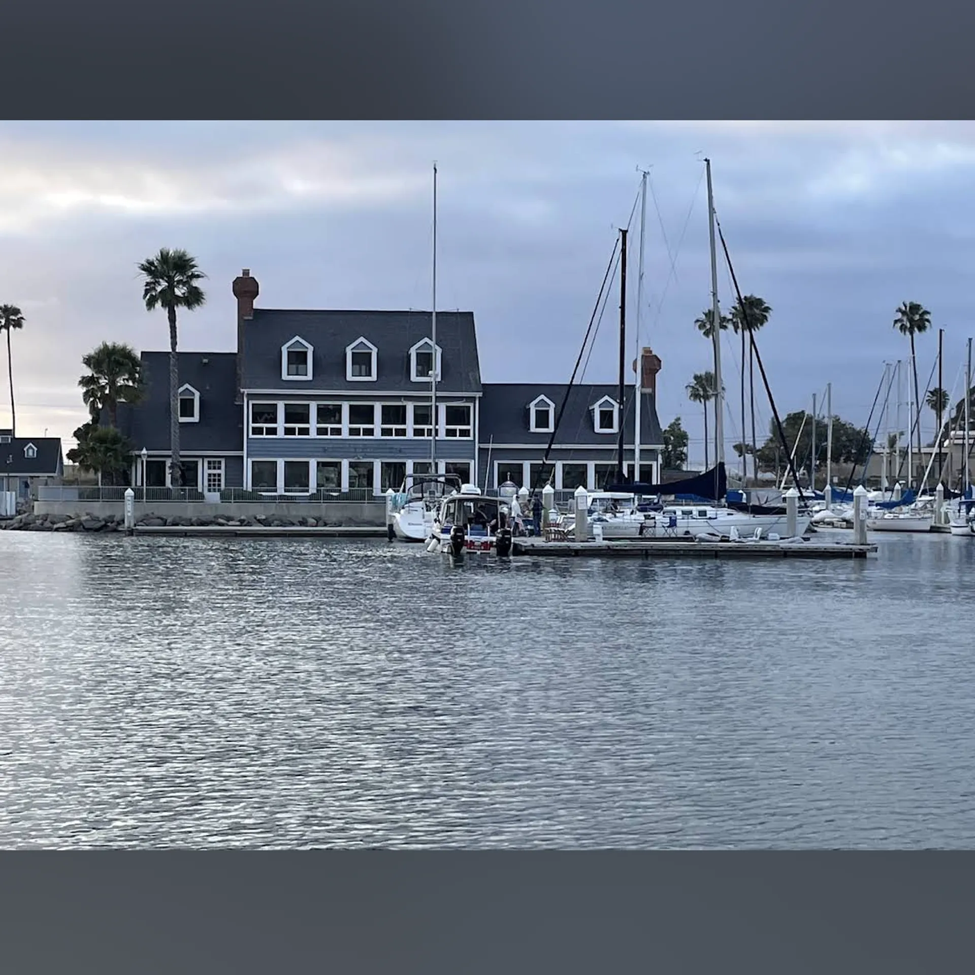 Sail in style on Deja Blue our 36 foot Hunter Yatch 🐬⛵️