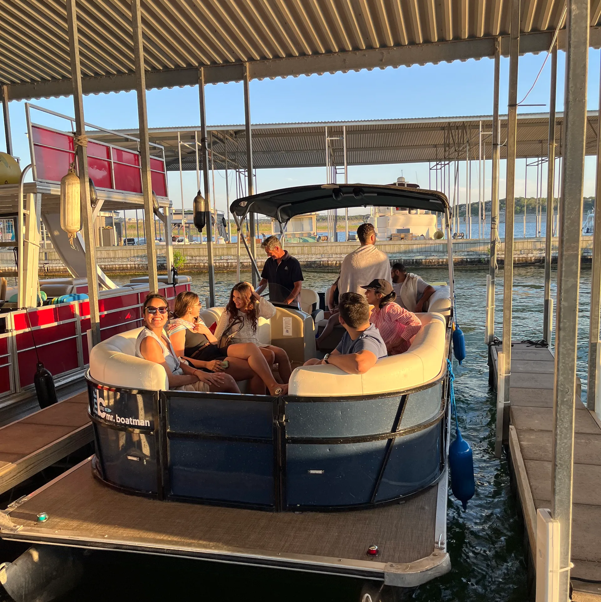 Beautiful and Luxurious Bentley Blue Pontoon for 15 passengers 