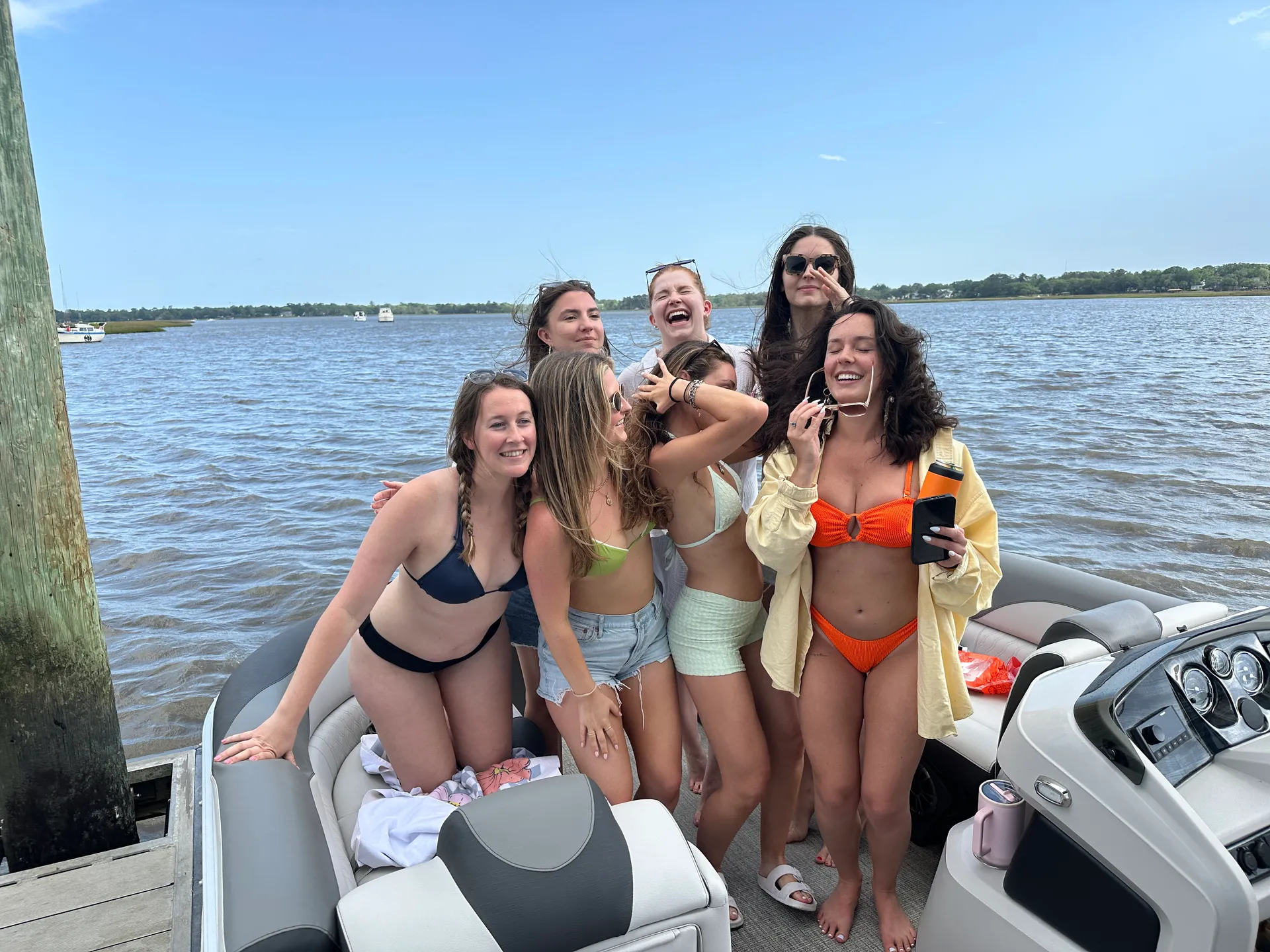 Brand New Beautiful Tritoon, for Partying, Tubing, fishing or relaxing