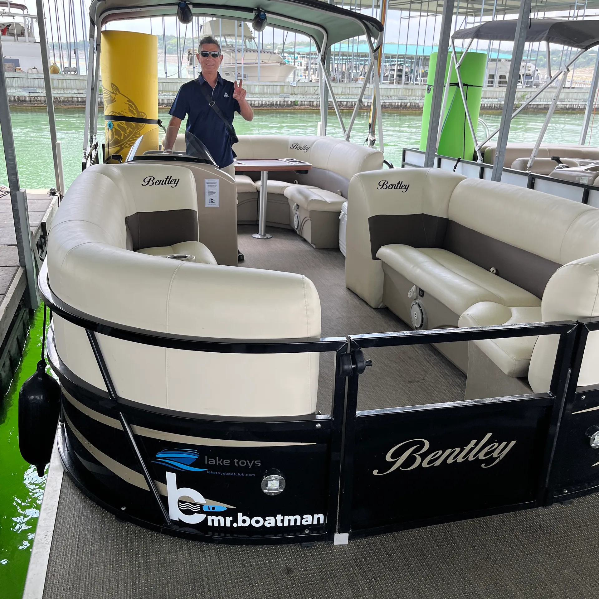Luxury Bentley Black Pontoon for 15 passengers 