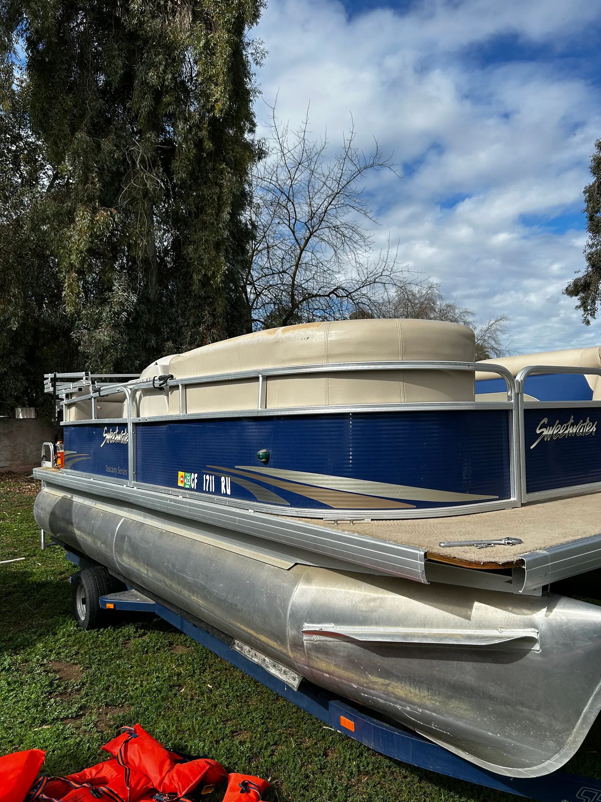 Godfrey Pontoon Boats Sweetwater in Fresno, CA — photo 9