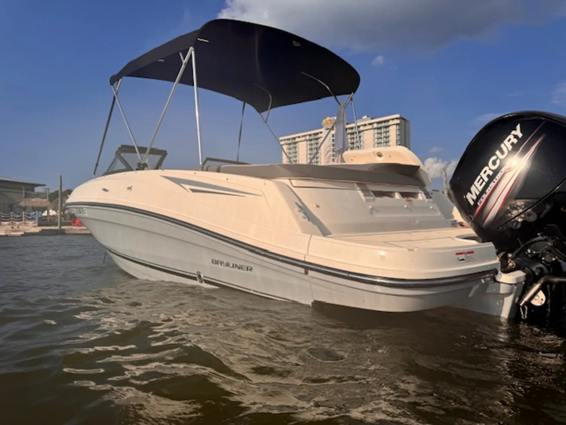 2017 Bayliner VR5 Get On The Lake &amp; GO! 