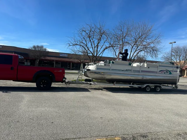 Rent a LANDAU pontoon in Visalia, CA near me