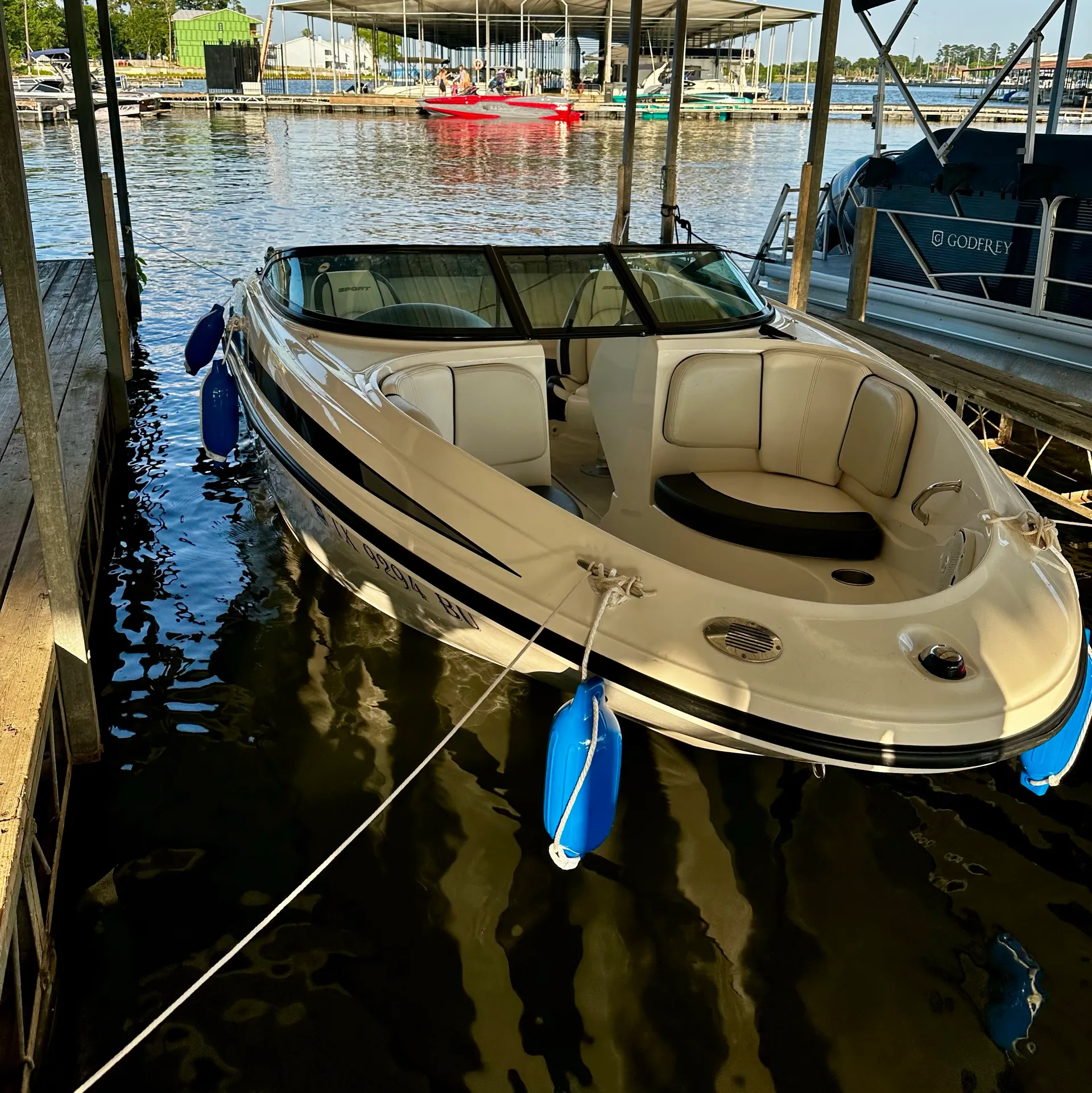 SEA RAY BOATS 185 SPORT BR  in Montgomery, TX — photo 8