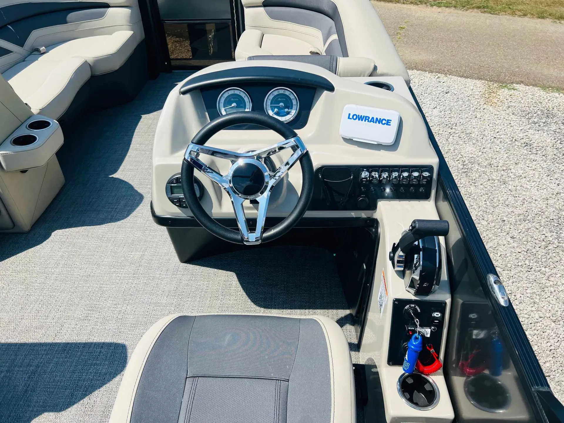 BARLETTA BOATS C24UE TRITOON in Mooresville, NC — photo 4