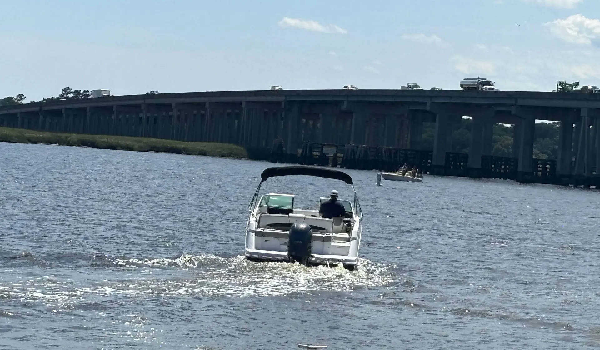 FOUR WINNS HD 220 OB in North Charleston, SC — photo 2