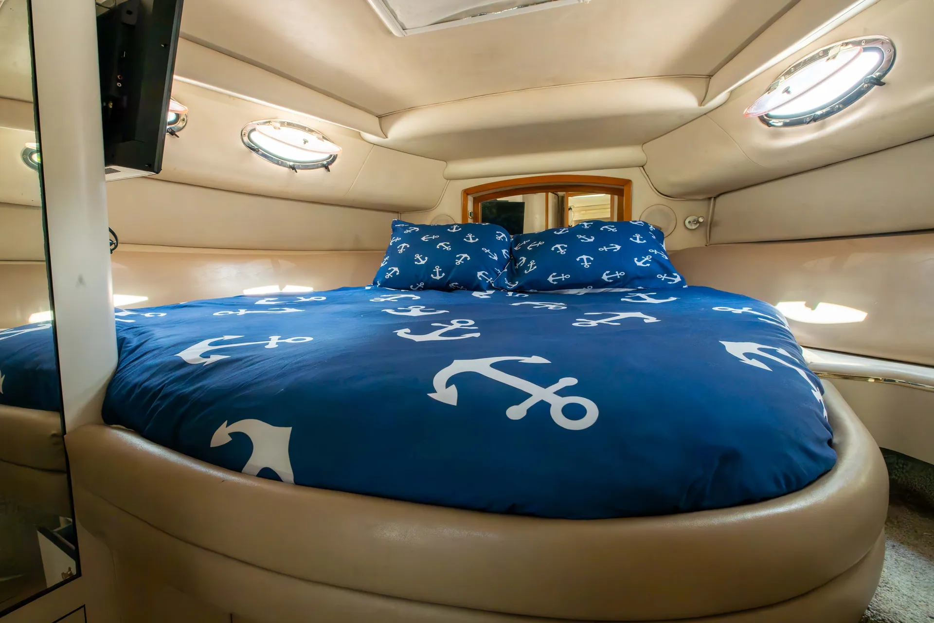 💥2 FREE JETSKI ! 💥50 ft yatch Include Floating mat💥