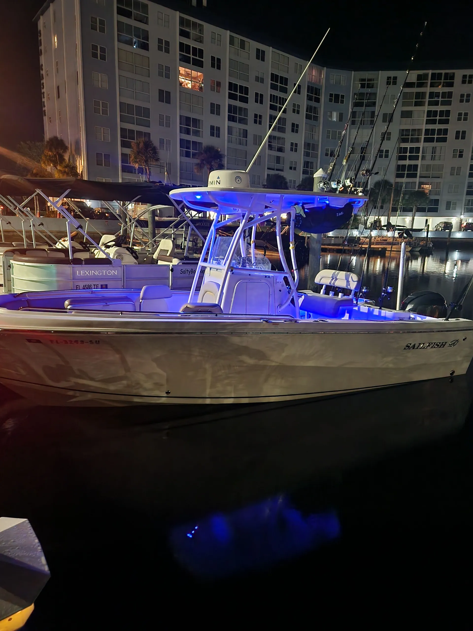 SAILFISH BOATS BY SEMINOLE SF220WAC HARD TOP W/F150XA in Cartersville, GA — photo 4