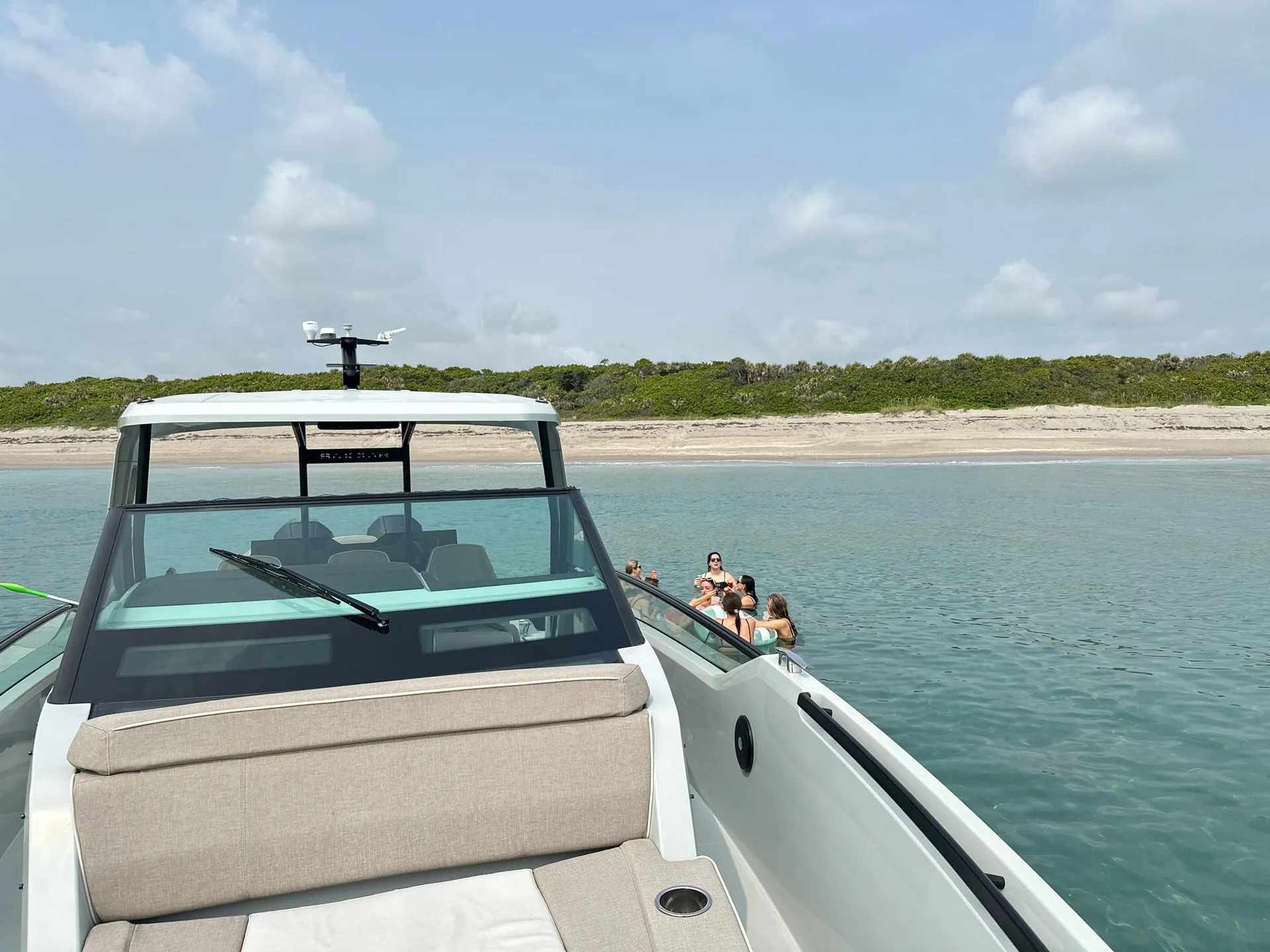 Palm Beach Luxury Cruises