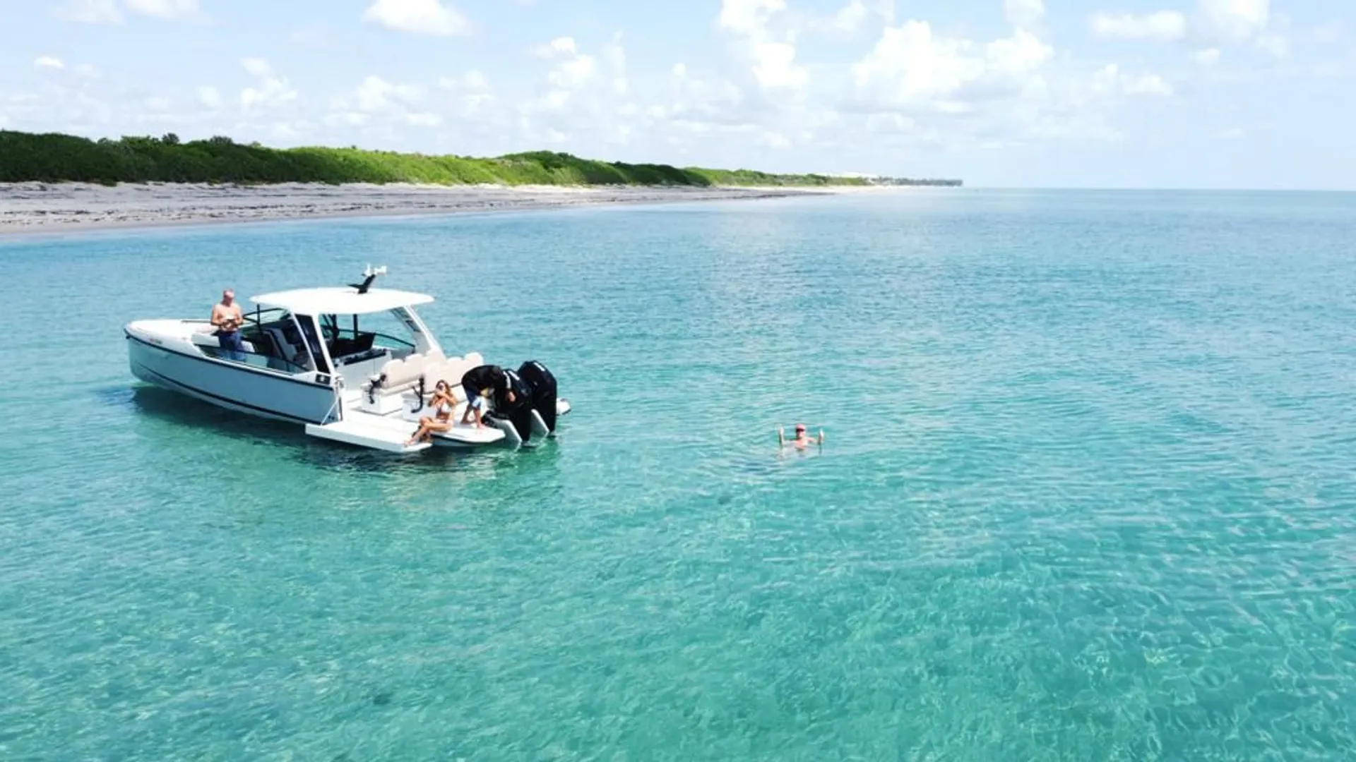 Palm Beach Luxury Cruises