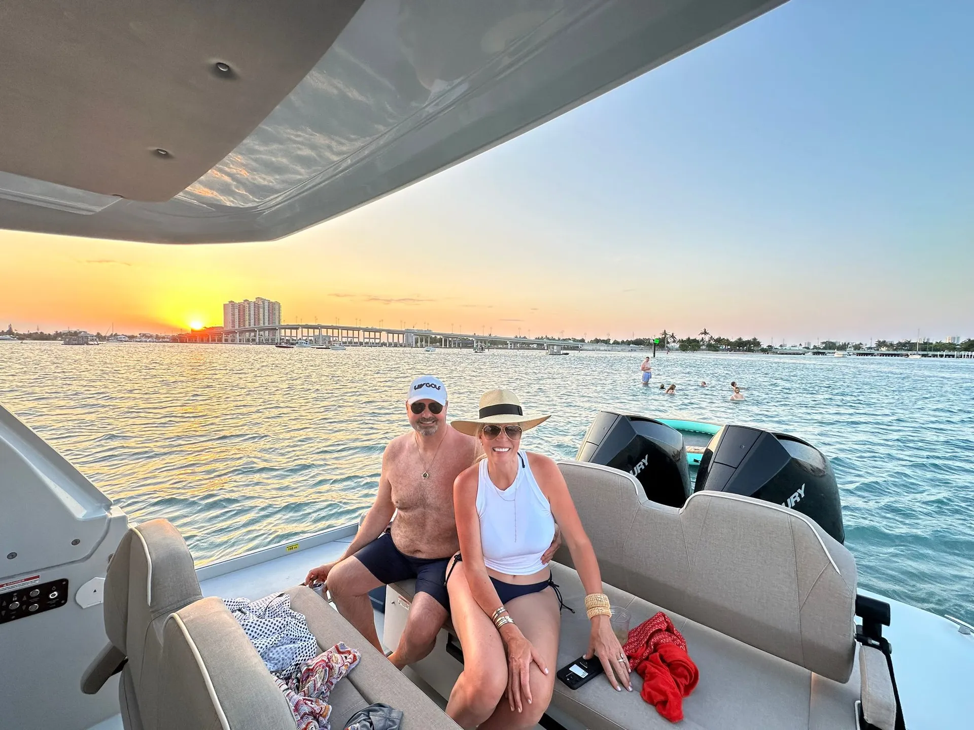 Palm Beach Luxury Cruises