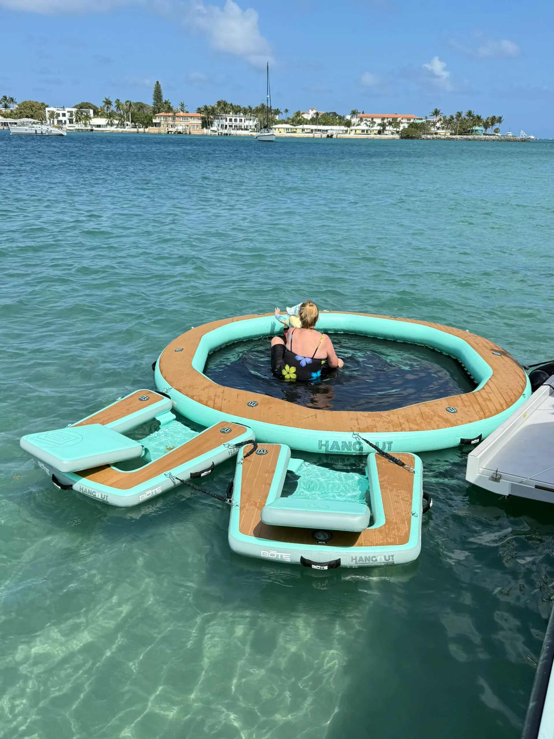 Palm Beach Luxury Cruises