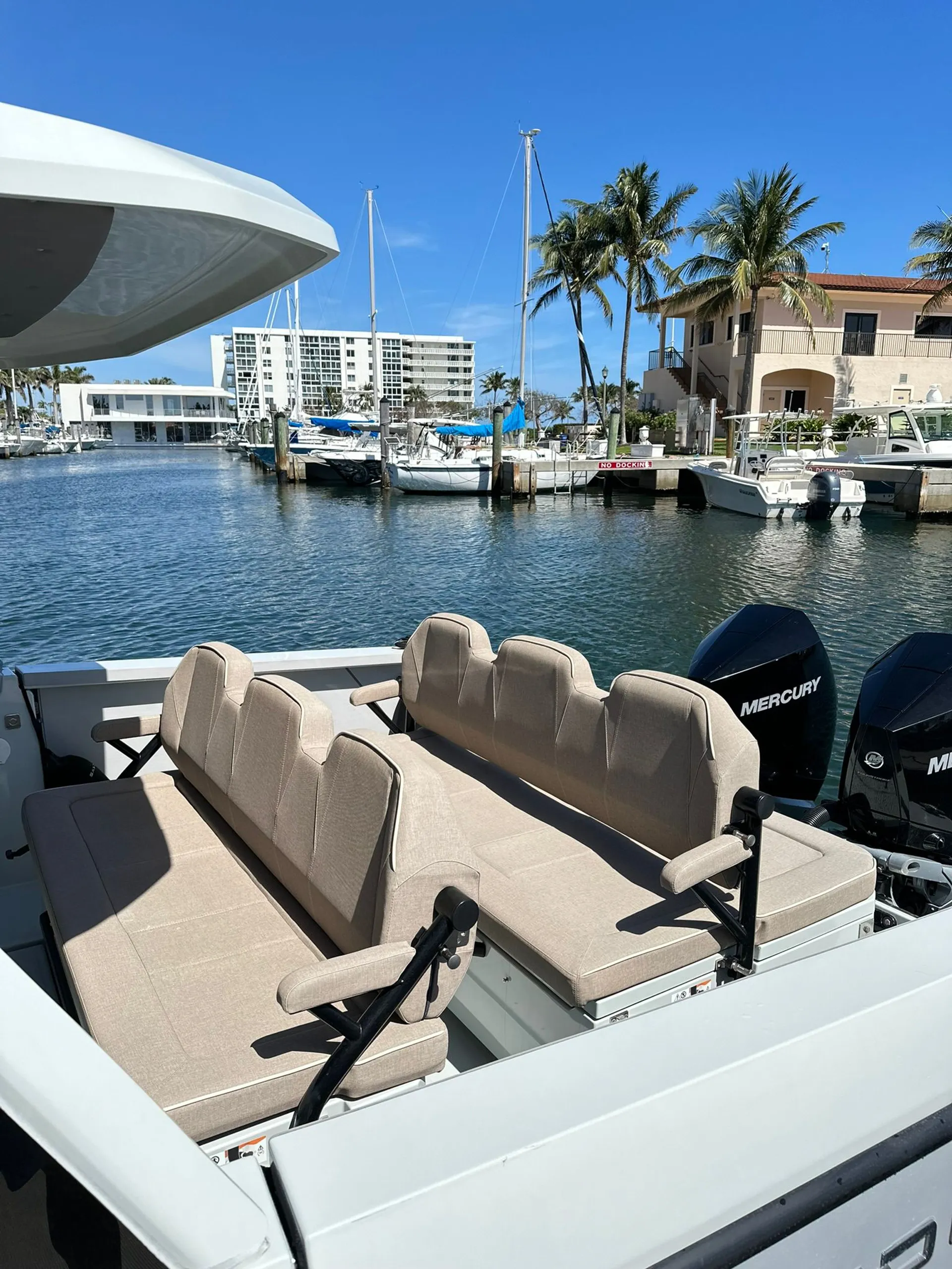 Palm Beach Luxury Cruises
