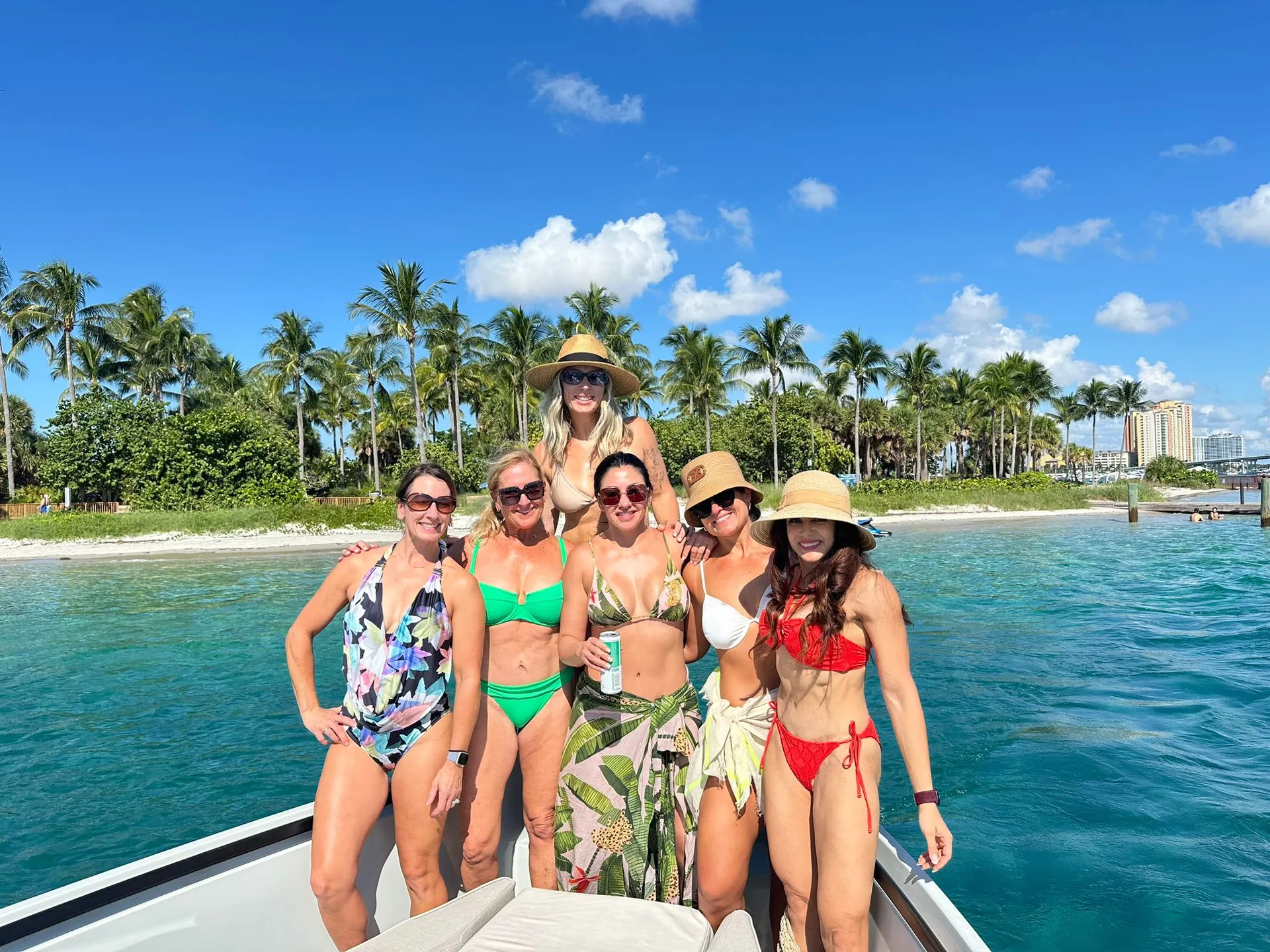 Palm Beach Luxury Cruises