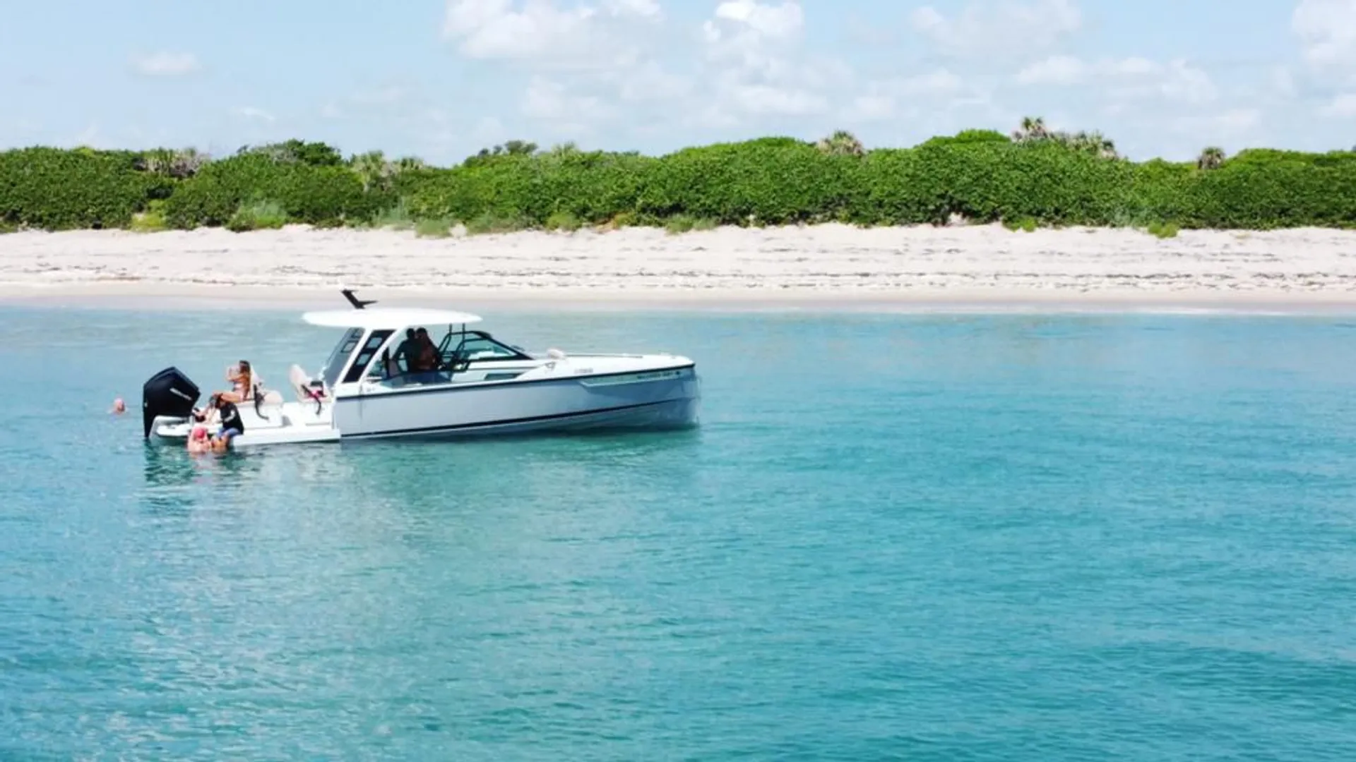 Palm Beach Luxury Cruises