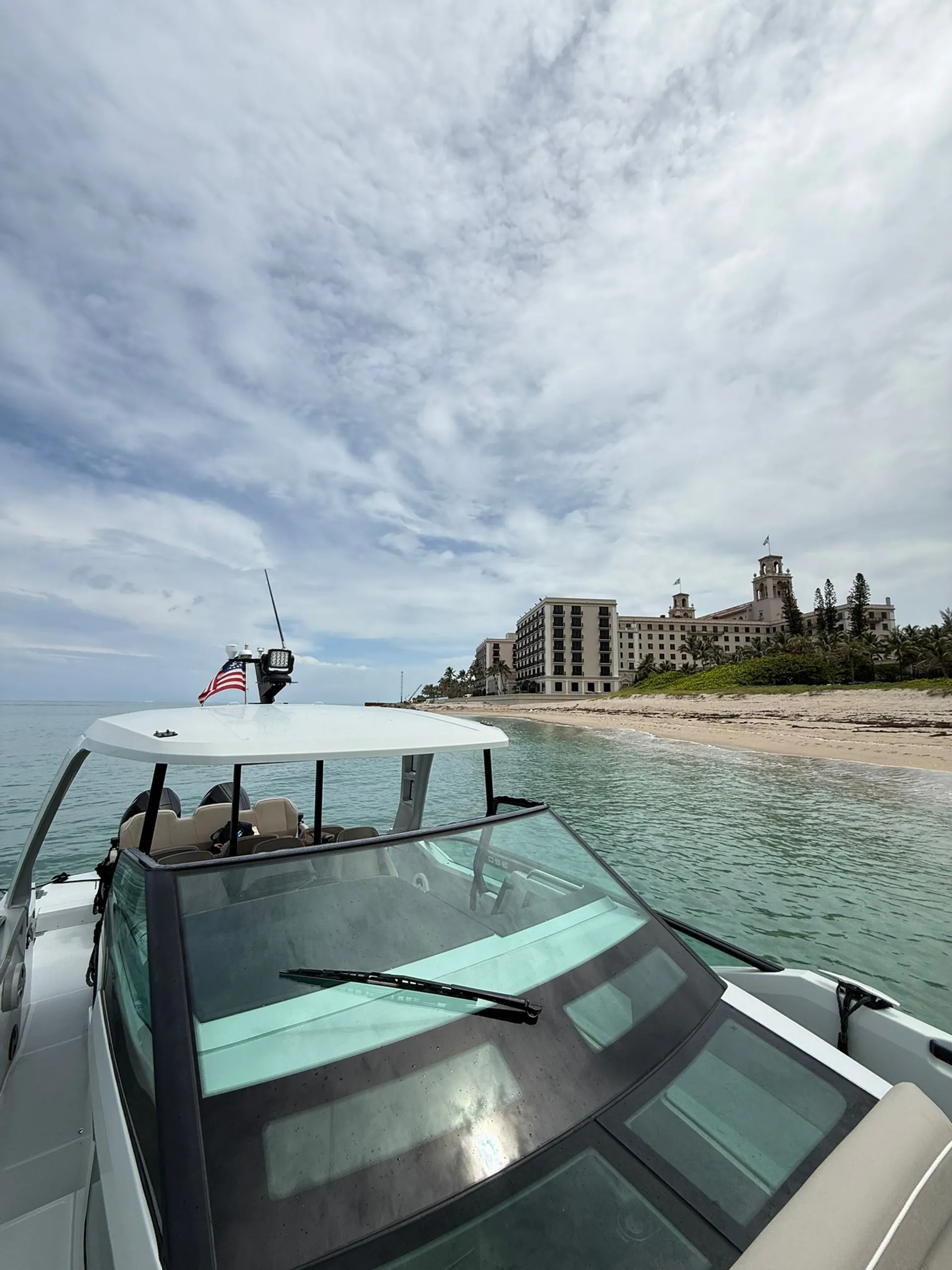 Palm Beach Luxury Cruises