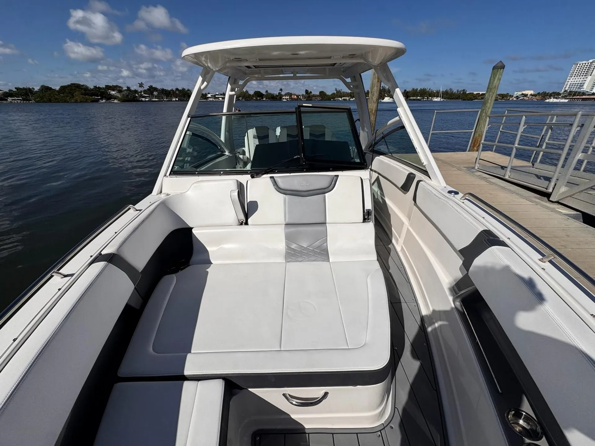 CHAPARRAL BOATS 300 OSX in Hollywood, FL — photo 5