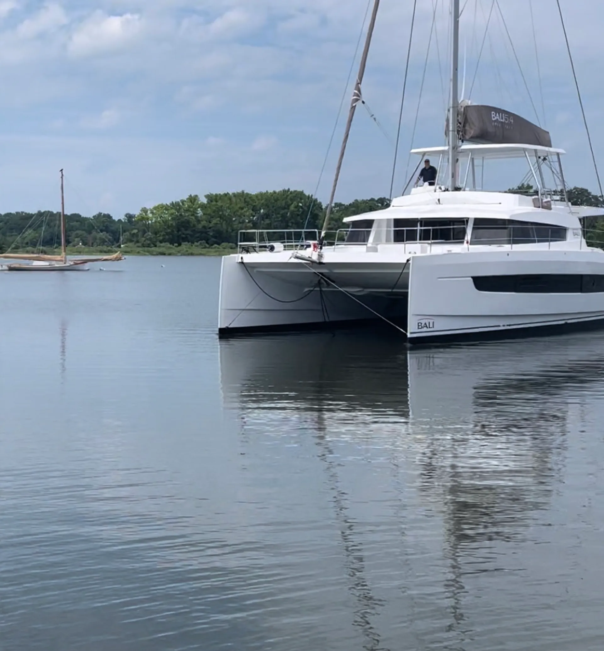 54' Luxury Yacht – Perfect for Family, Friends & Business Outings