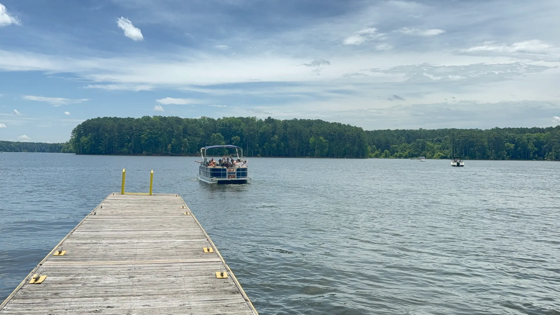 22' Blue Blessings Pontoon with grill. 