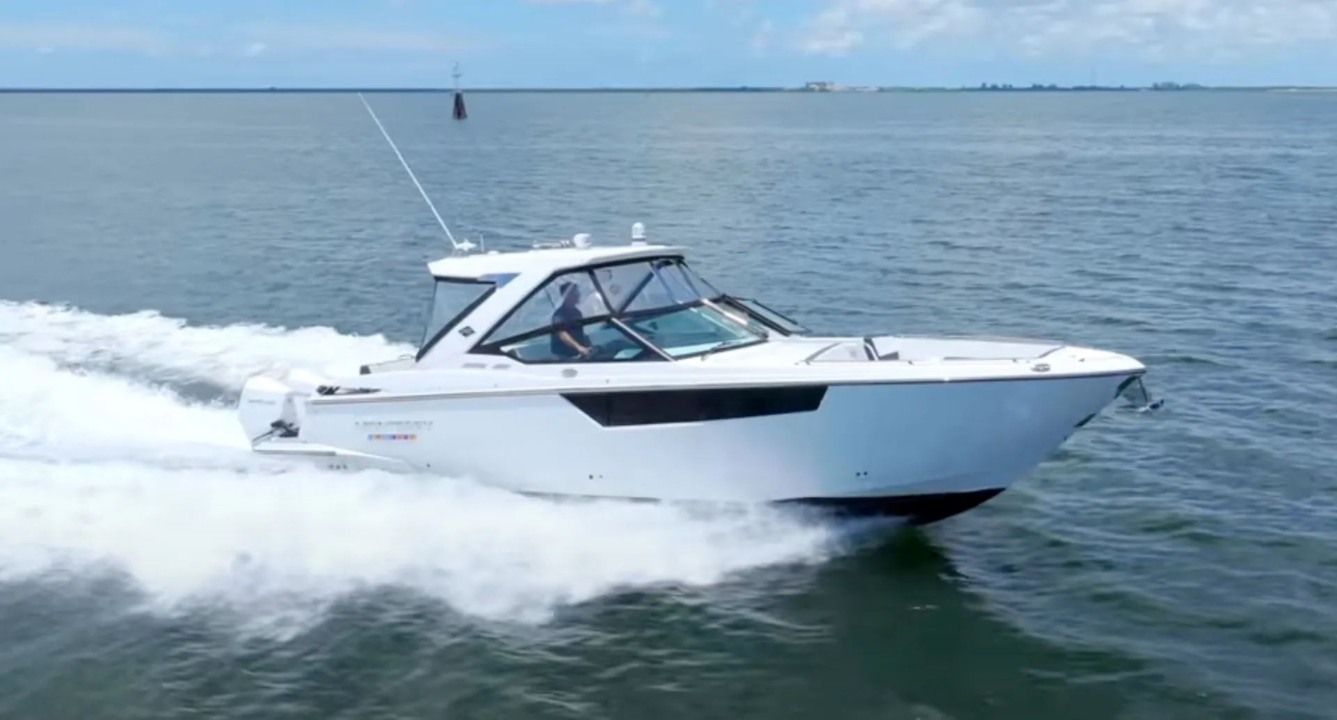 MONTEREY BOATS 385SS in Sarasota, FL — photo 7