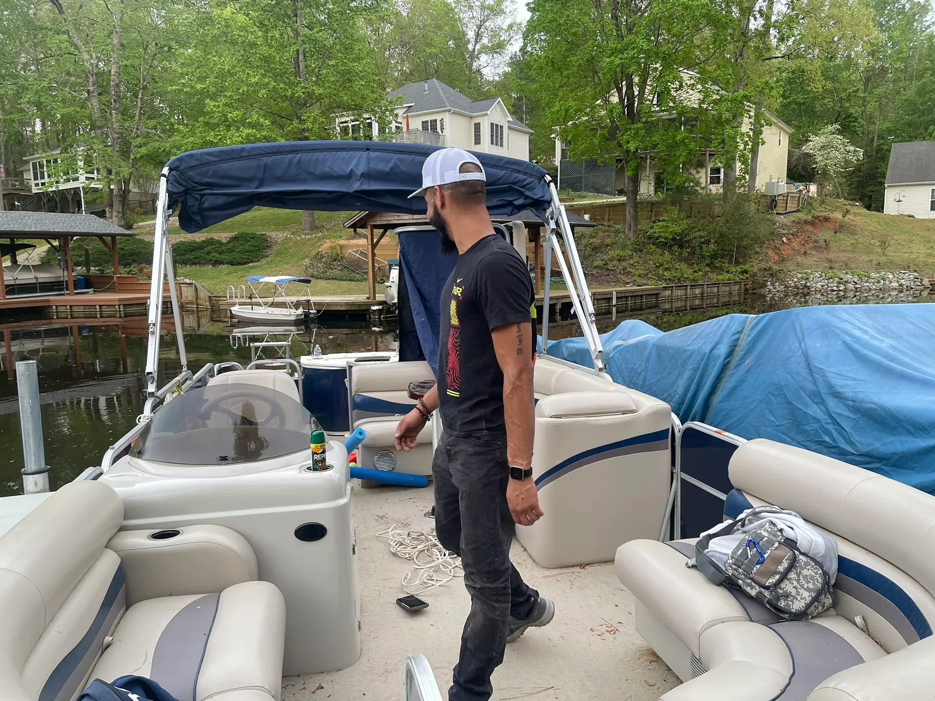 22' Blue Blessings Pontoon with grill. 