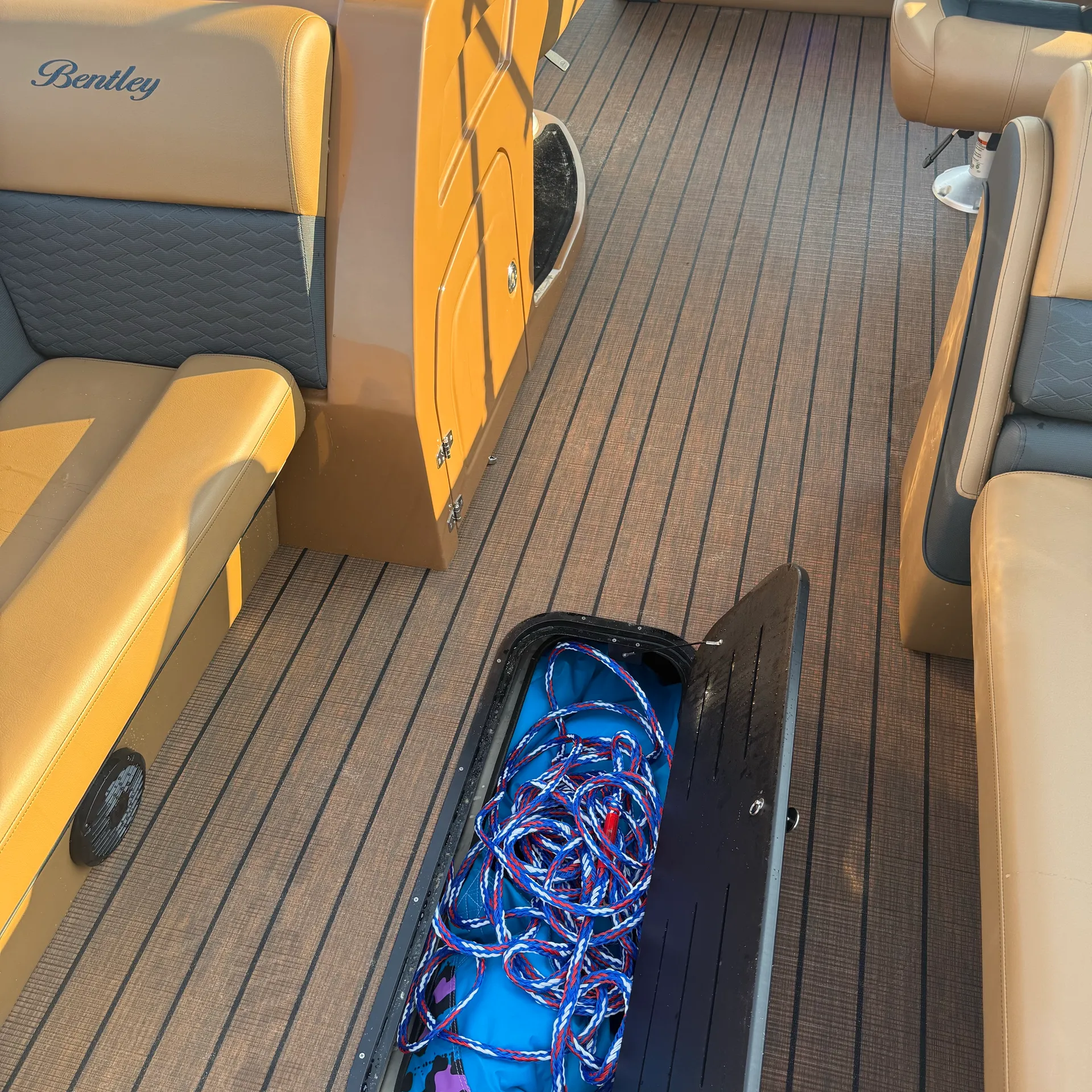 New 2025 Bentley Elite Swingback - Lanier Islands Pkwy, Buford GA