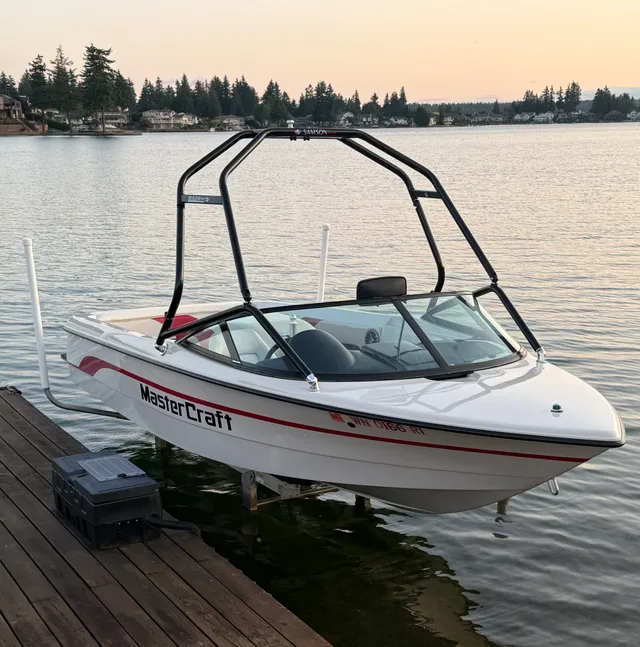 Rent a MASTERCRAFT BOATS ski and wakeboard in Lake Tapps, WA near me