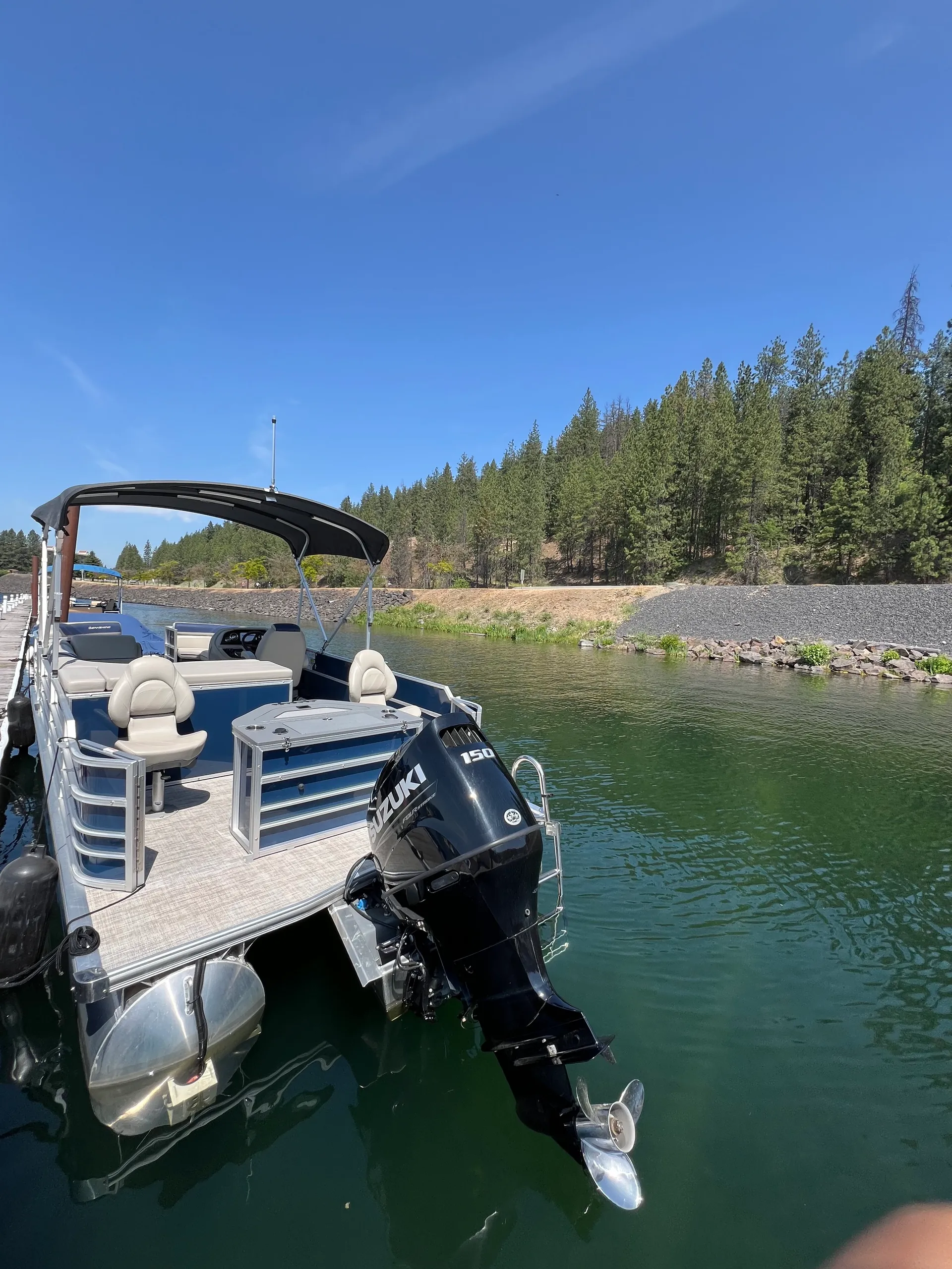 2023 Berkshire Tritoon.