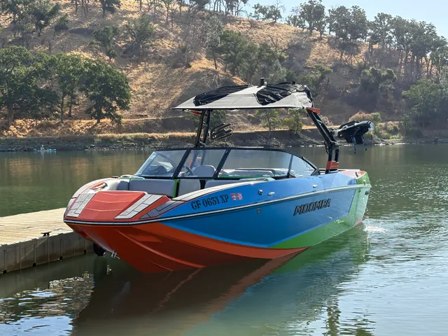 Rent a MOOMBA BY SKIERS CHOICE ski and wakeboard in Napa, CA near me