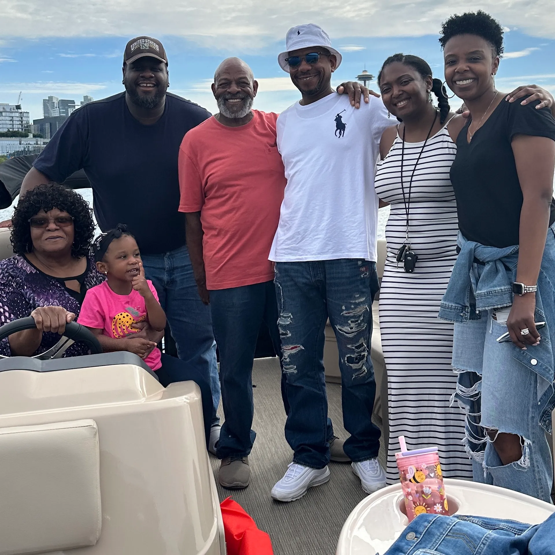 🛥️ 2023 Bentley 20ft Pontoon – Lake Union Getaway