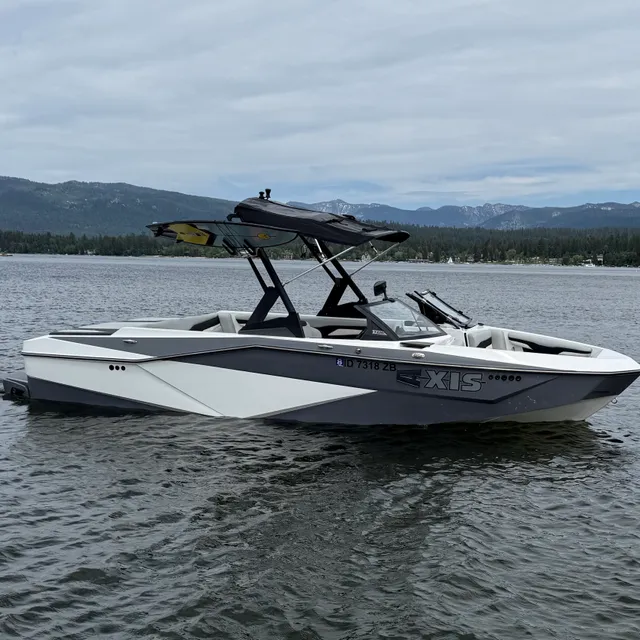 Rent a AXIS WAKE RESEARCH ski and wakeboard in McCall, ID near me