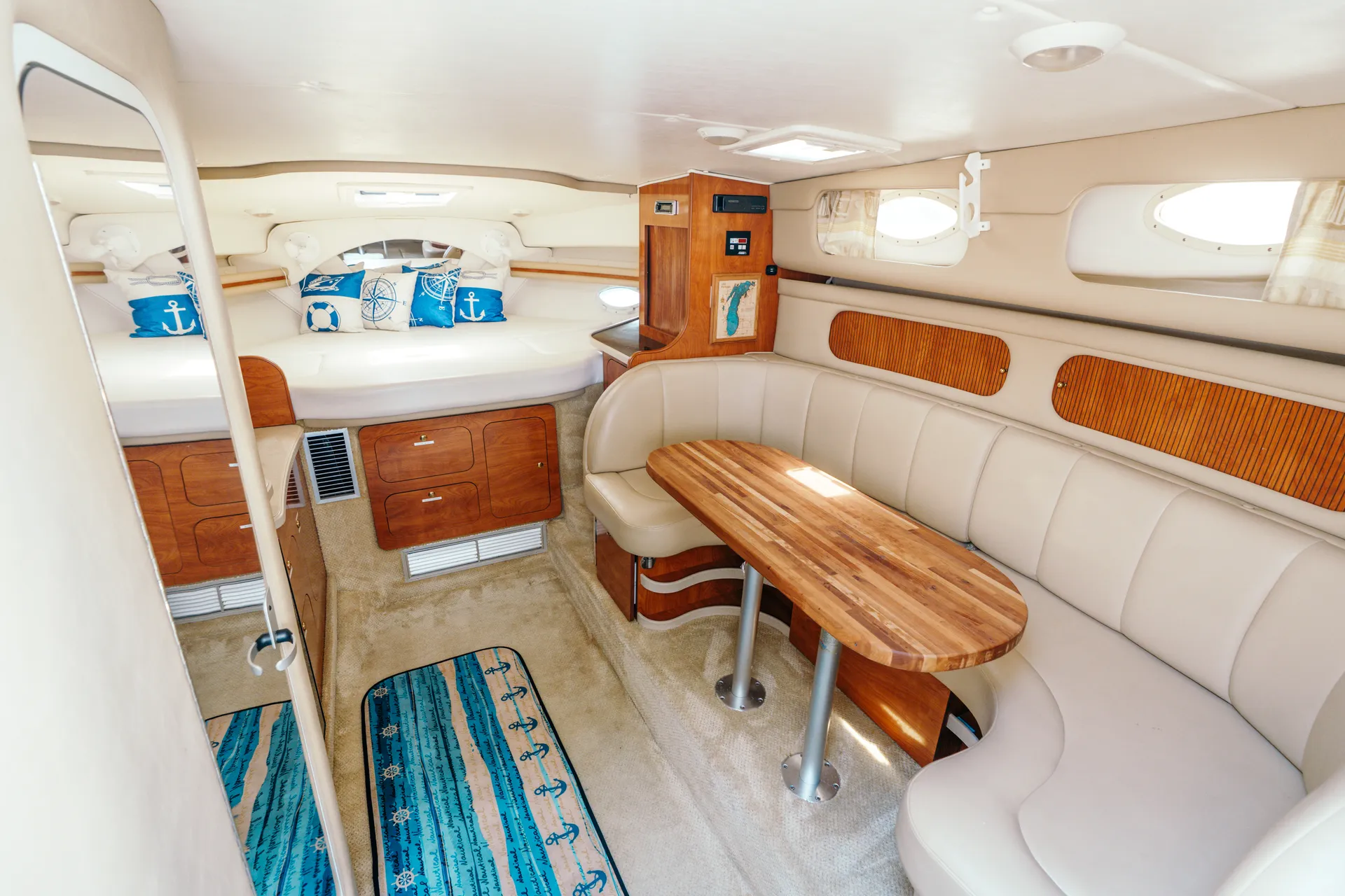 Anchor in the Famous Chicago Playpen! 37' Rinker Fiesta Vee