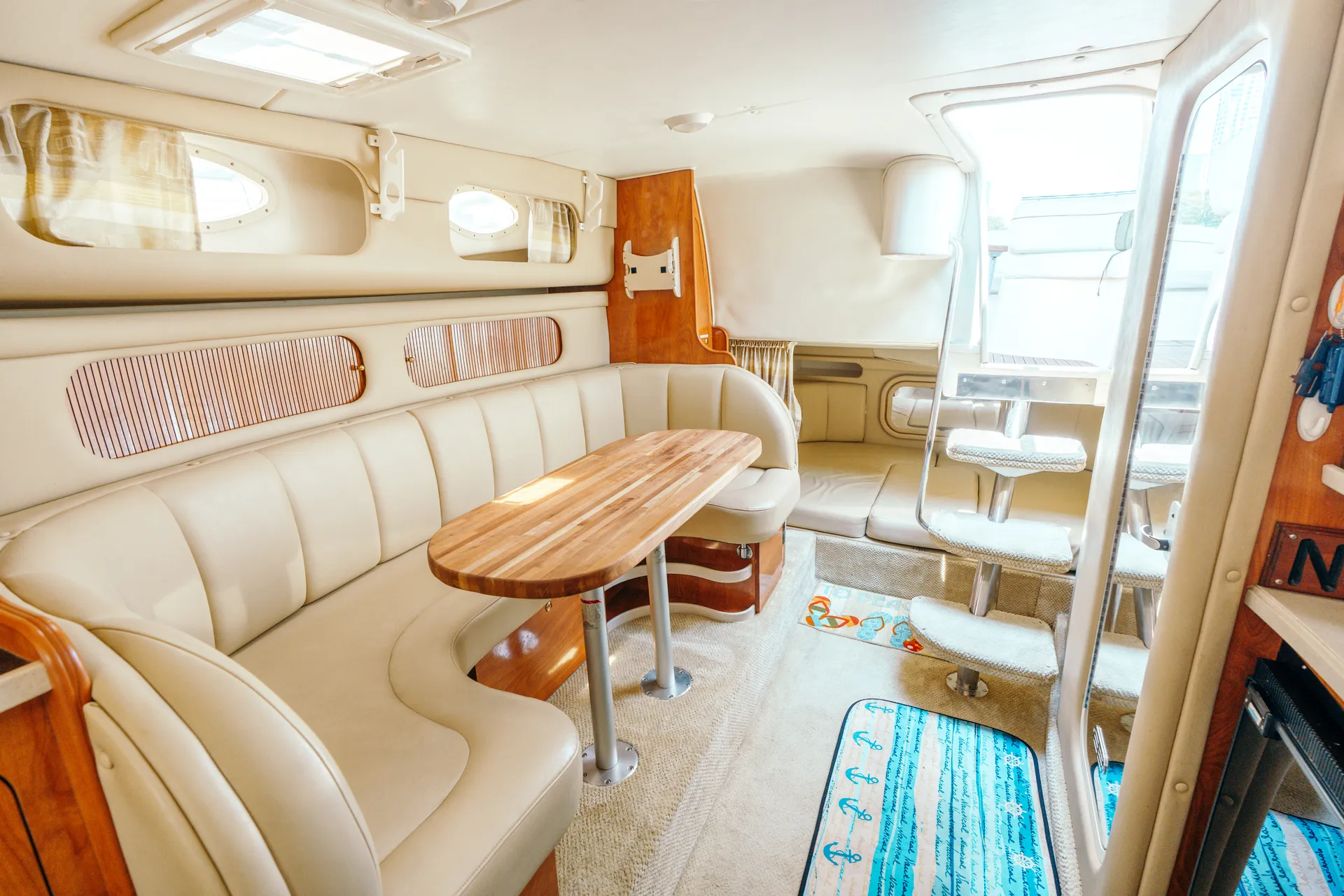Anchor in the Famous Chicago Playpen! 37' Rinker Fiesta Vee