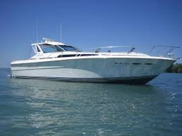Rent a SEA RAY BOATS express cruiser in Chicago, IL near me